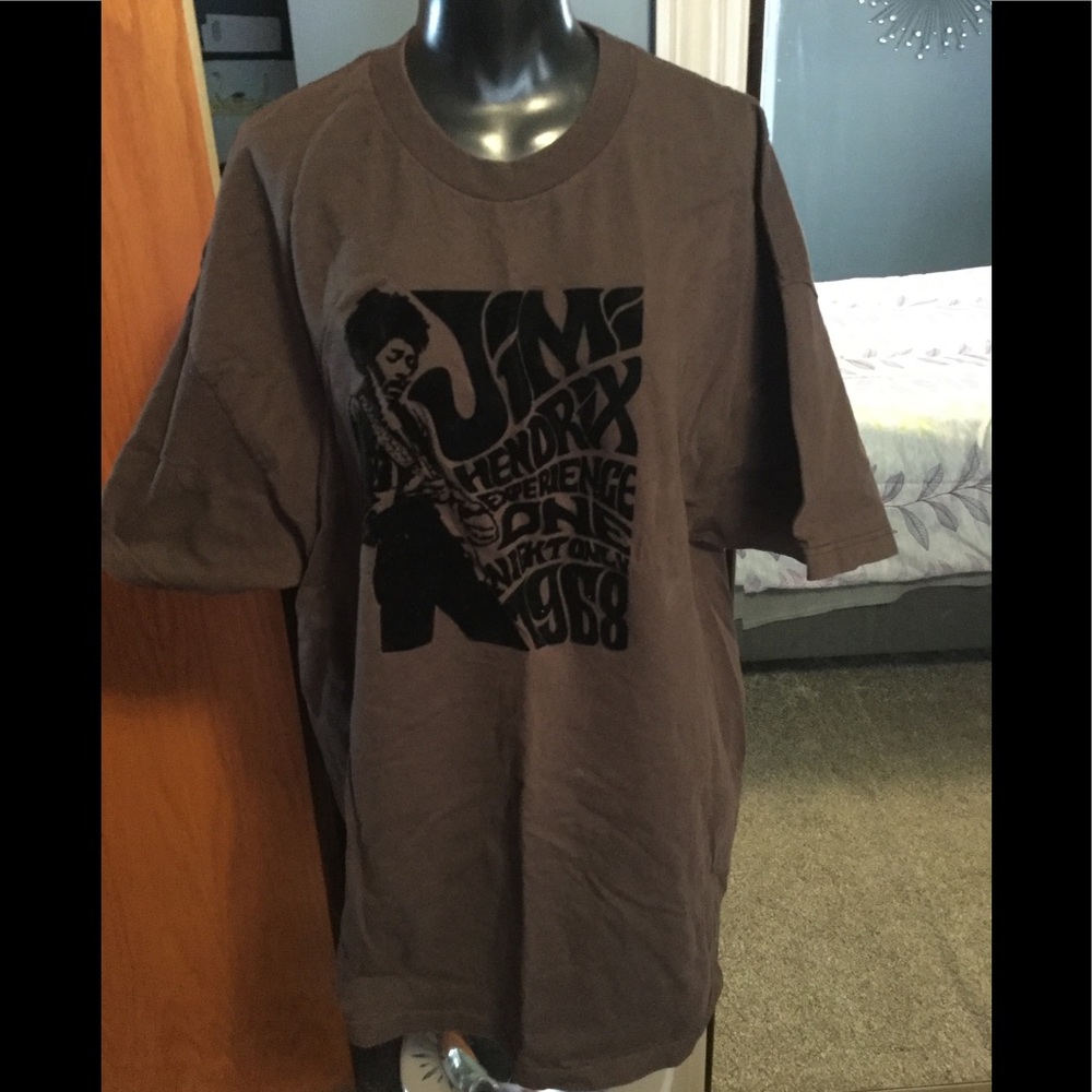Short sleeved t shirt!
